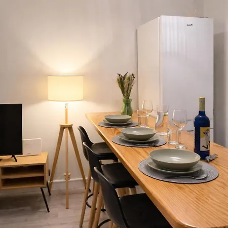 Isacar Cancajos Apartment